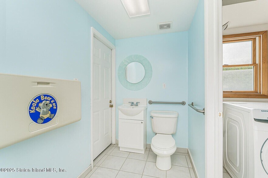 More Photos Of 54 Preston Ave, Staten Island Healthcare For Sale