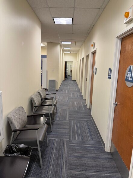 More Photos Of 504-604 E Rosedale St, Fort Worth Unknown For Lease