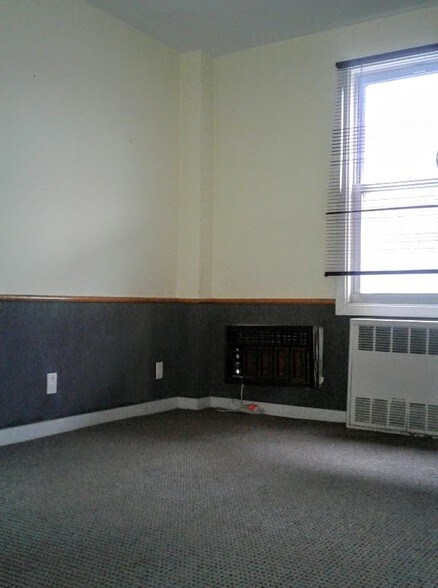 More Photos Of 700 Summer St, Stamford Office Residential For Sale
