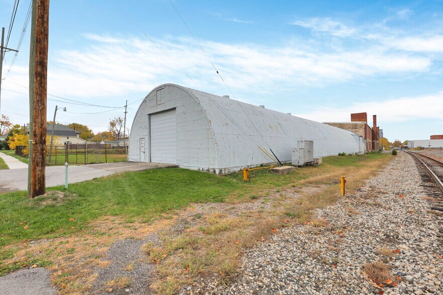 More Photos Of 435 N Elizabeth St, Lima Warehouse For Sale