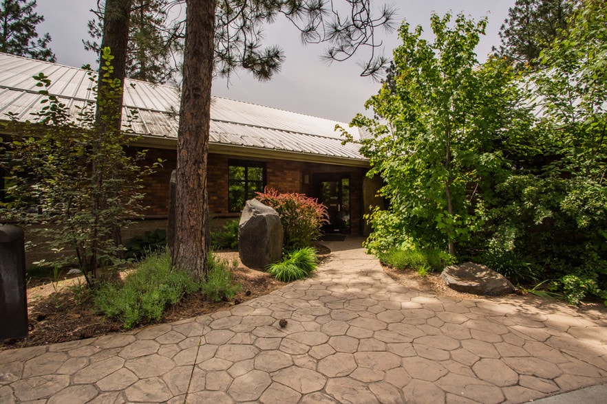 More Photos Of 14617 N Newport Hwy, Mead Religious Facility For Sale