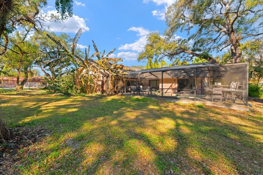 More Photos Of 2501 E Diana St, Tampa Office Residential For Sale