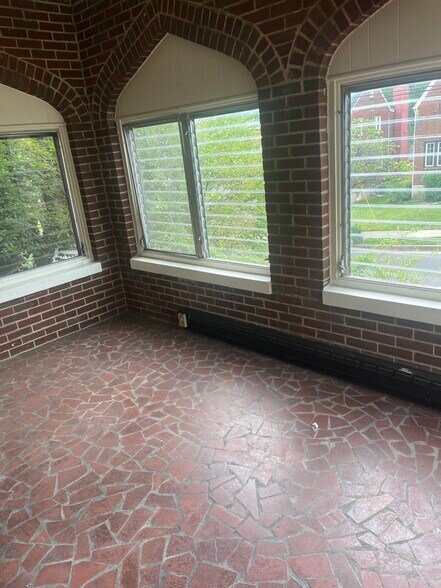 More Photos Of 1836 Wakefield Rd SW, Roanoke Apartments For Sale