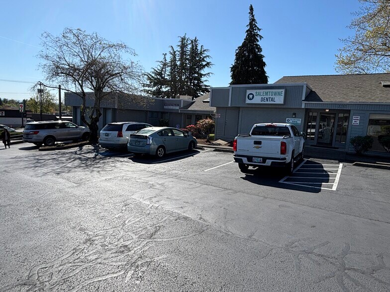 More Photos Of 1255-1257 Wallace Rd NW, Salem Office For Lease