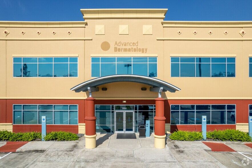 More Photos Of 2950 Cullen Pky, Pearland Medical For Lease