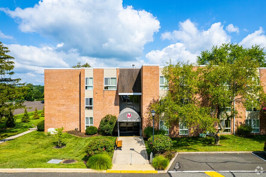 More Photos Of 303 W State St, Doylestown Apartments For Lease