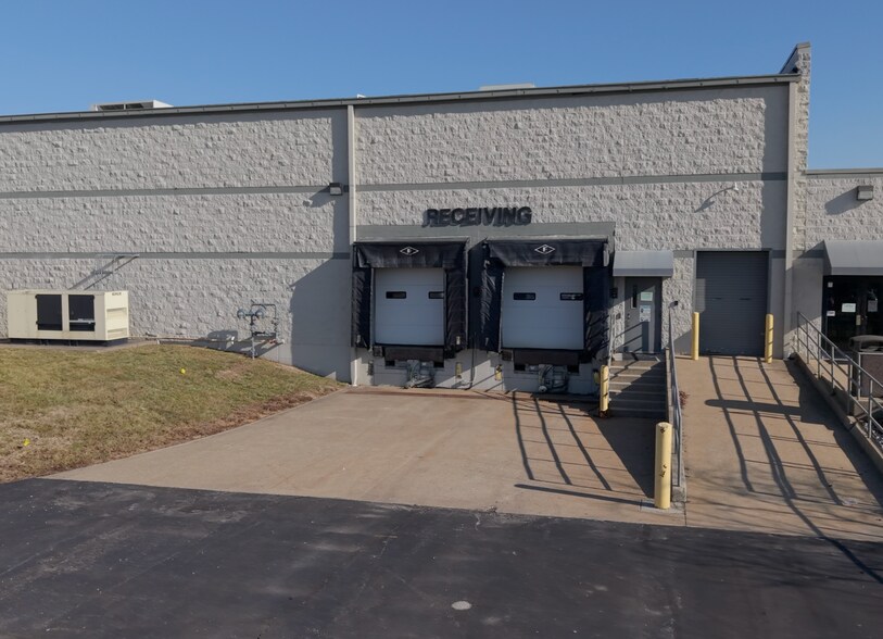 More Photos Of 105 Industry Dr, Versailles Manufacturing For Sale