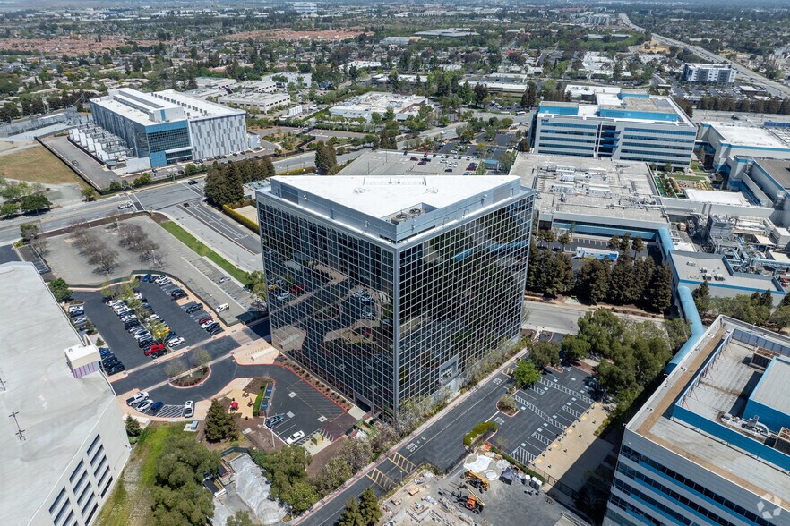 More Photos Of 2350 Mission College Blvd, Santa Clara Office For Lease