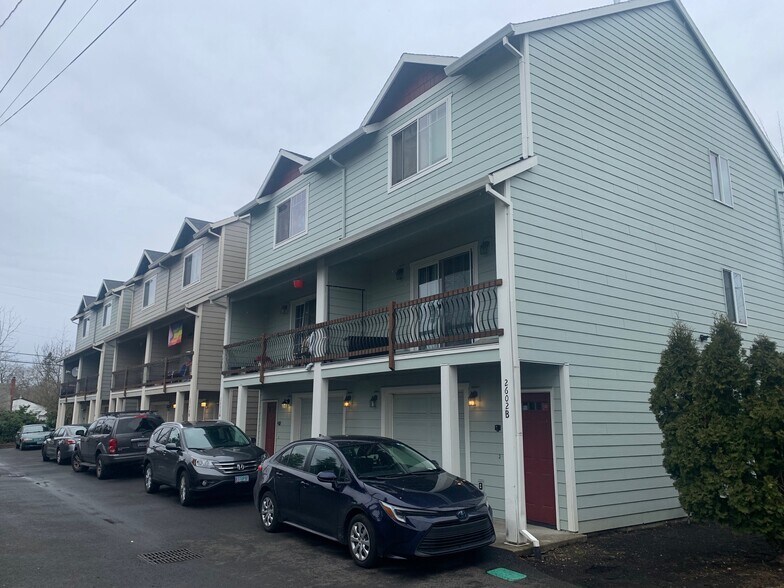 More Photos Of 2544 SE 141st Ave, Portland Apartments For Sale