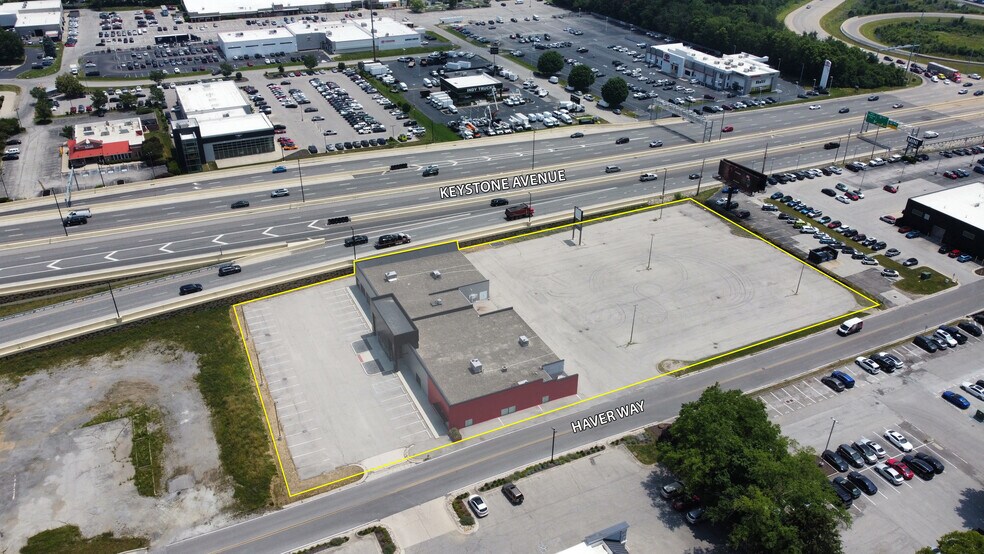 More Photos Of 9445 Haver Way, Indianapolis Freestanding For Sale