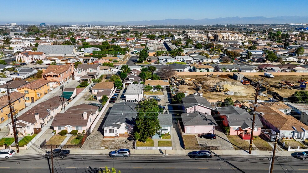 More Photos Of 339-341 E 220th St, Carson Multifamily For Sale