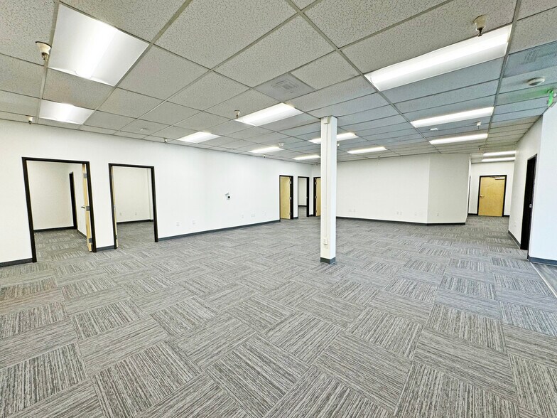 More Photos Of 1050 E Grant Line Rd, Tracy Warehouse For Lease