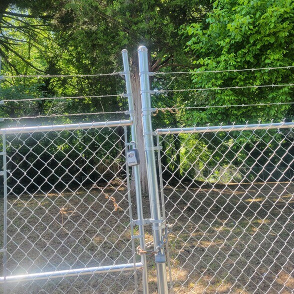 More Photos Of 1210 Bolton Rd NW, Atlanta Land For Sale