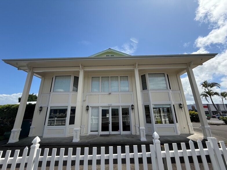 Primary Photo Of 707 Kinoole St, Hilo Freestanding For Lease