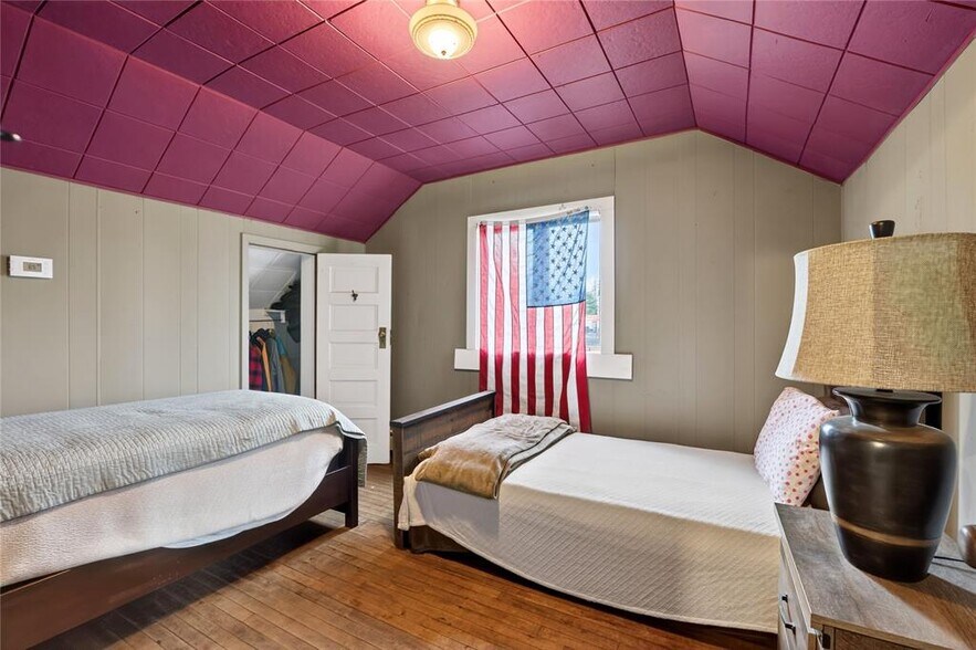 More Photos Of 43435 US Highway 63, Cable General Retail For Sale