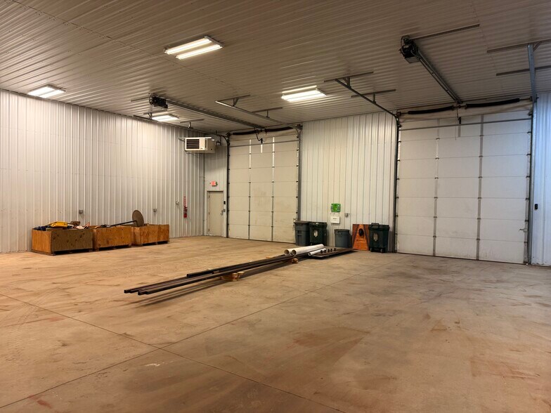 More Photos Of , Moorhead Unknown For Sale