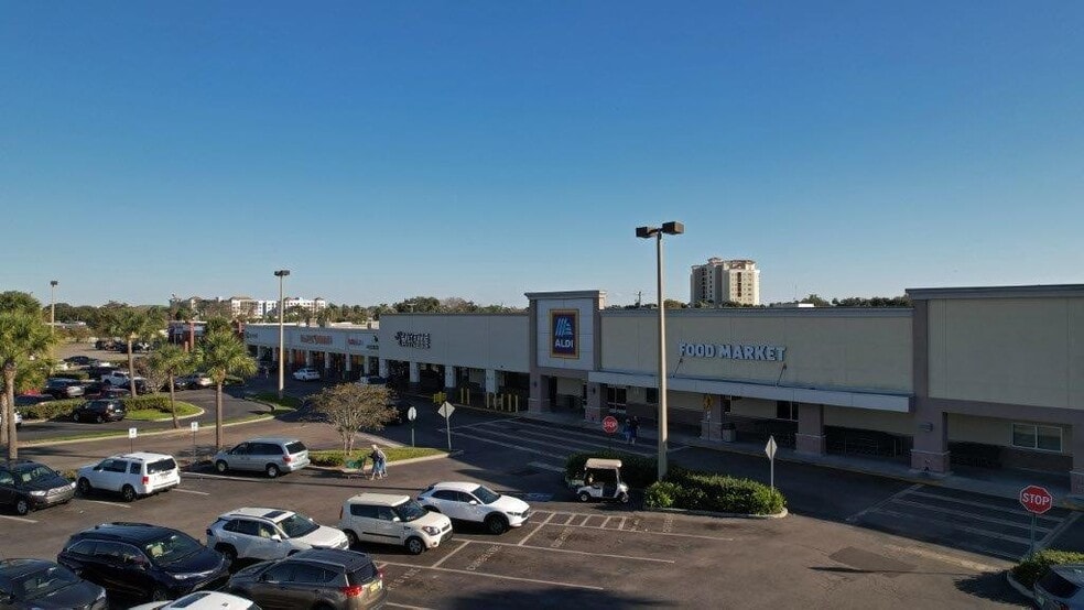 More Photos Of 573 10th St E, Palmetto Unknown For Lease