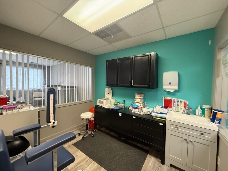 More Photos Of 5830 N Lapeer Rd, North Branch Office For Lease