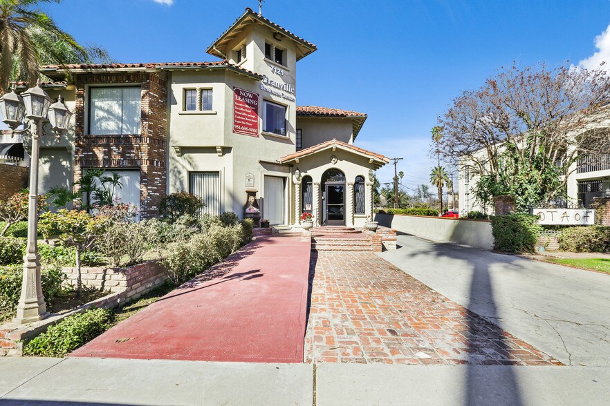 More Photos Of 7121 Magnolia Ave, Riverside Office For Sale