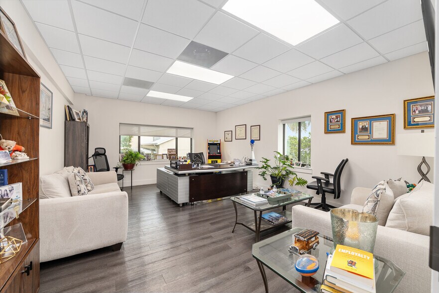 More Photos Of 125 NE 1st Ave, Ocala Office For Sale