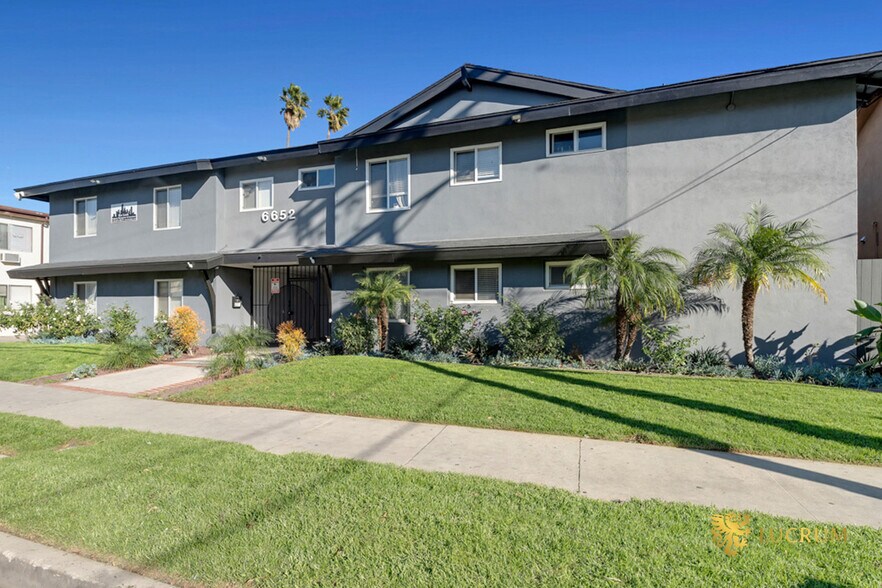 More Photos Of 6652 Darby Ave, Reseda Apartments For Sale
