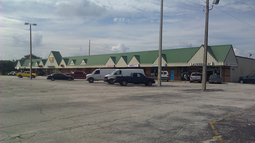 More Photos Of 3412 W Baker St, Plant City Unknown For Lease