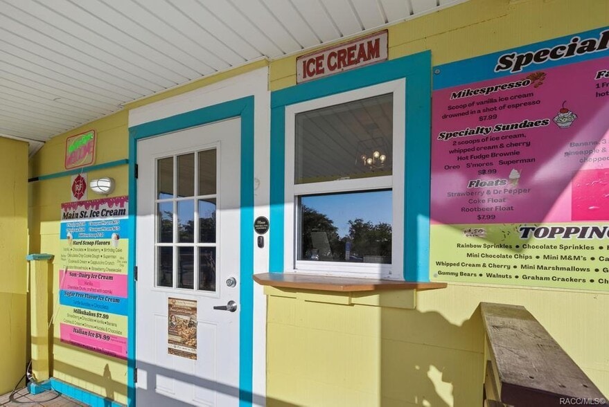 More Photos Of 125 N Main St, Hastings Restaurant For Sale