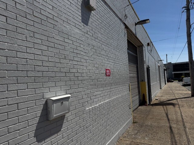 More Photos Of 2901 N 18th St, Philadelphia Warehouse For Sale