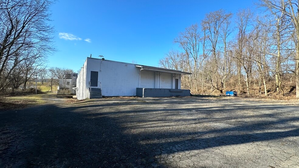 More Photos Of 555 Warren St, Phillipsburg Warehouse For Sale