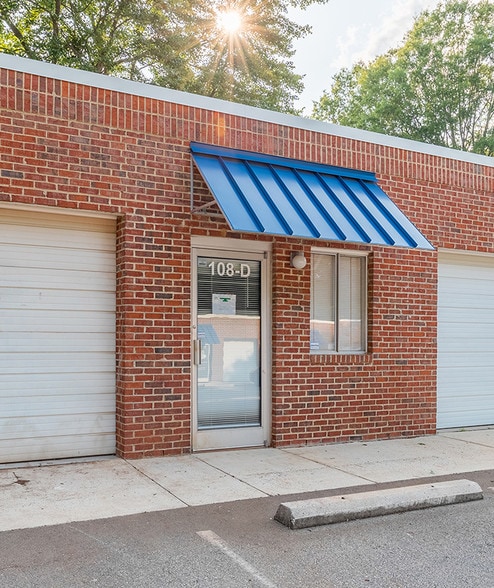 More Photos Of 110 Woodwinds Industrial Ct, Cary Flex For Lease