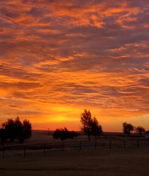 More Photos Of NW Expressway, Yukon Land For Sale
