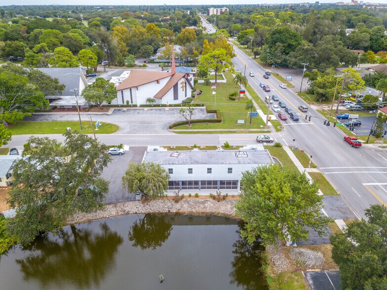 More Photos Of 3800 26th St W, Bradenton Medical For Sale