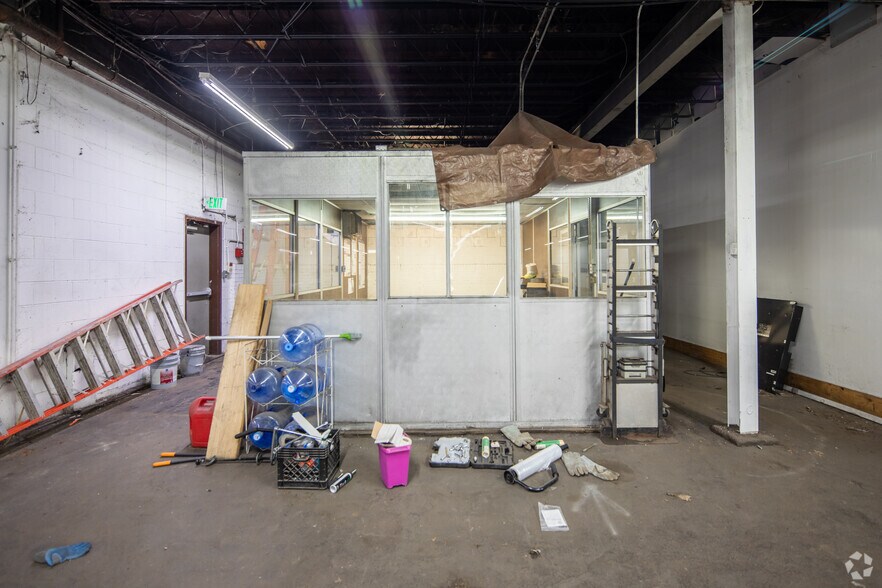 More Photos Of 5206 S 38th St, Saint Louis Industrial For Sale