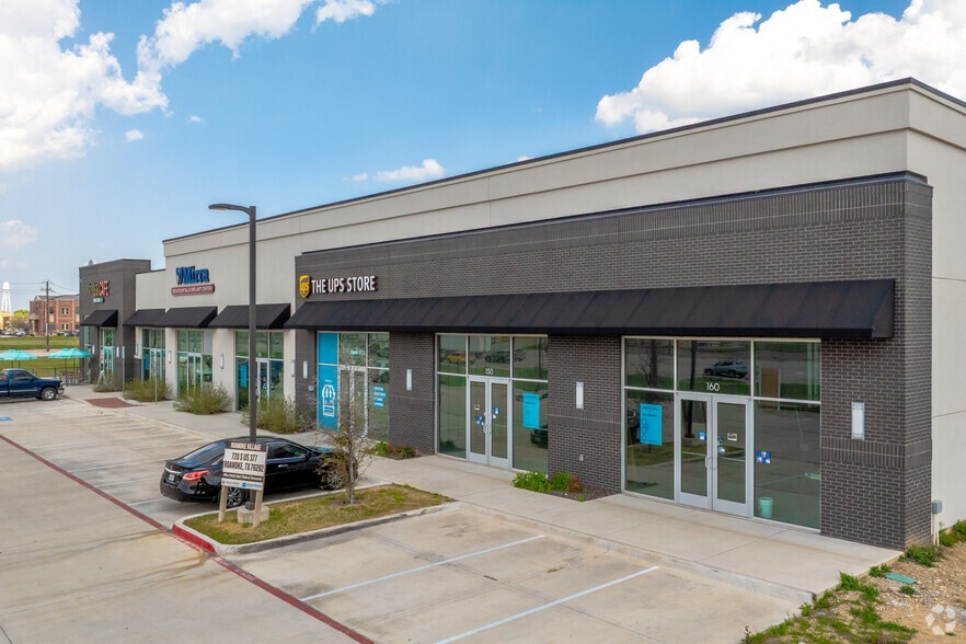 More Photos Of 720 S Highway 377, Roanoke Freestanding For Lease