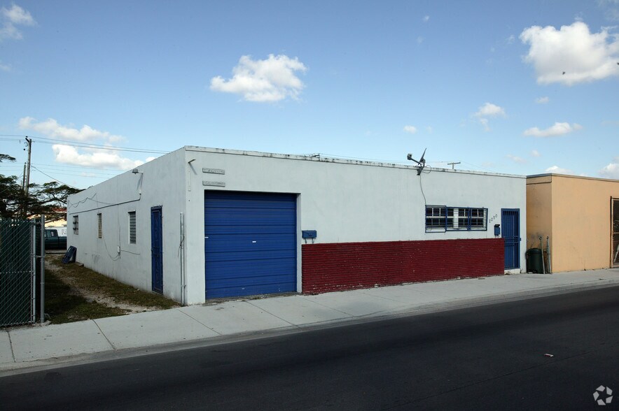 More Photos Of , Hialeah Office For Sale