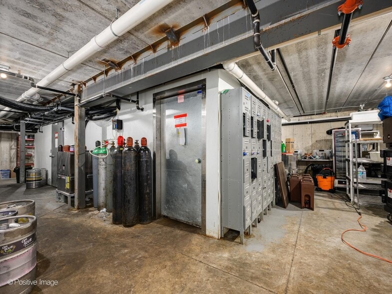 More Photos Of 250 Center St, Grayslake Storefront Retail Residential For Sale