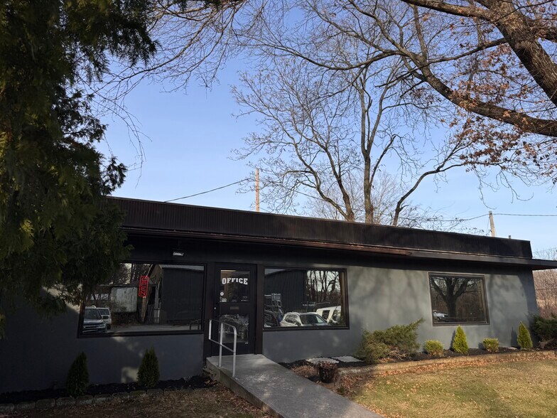 More Photos Of 285 Violet Ave, Poughkeepsie Industrial For Sale