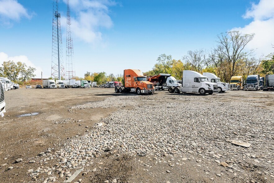 More Photos Of 12280 Burt Rd, Detroit Warehouse For Sale