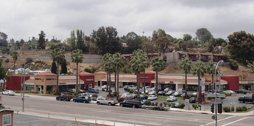 More Photos Of 1031 S Santa Fe Ave, Vista Freestanding For Lease