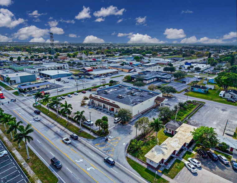 More Photos Of 300 W Sugarland Hwy, Clewiston General Retail For Sale