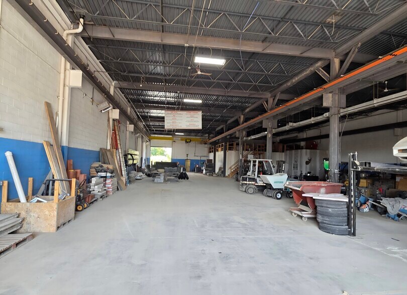 More Photos Of 33620 Lipke St, Clinton Township Manufacturing For Sale