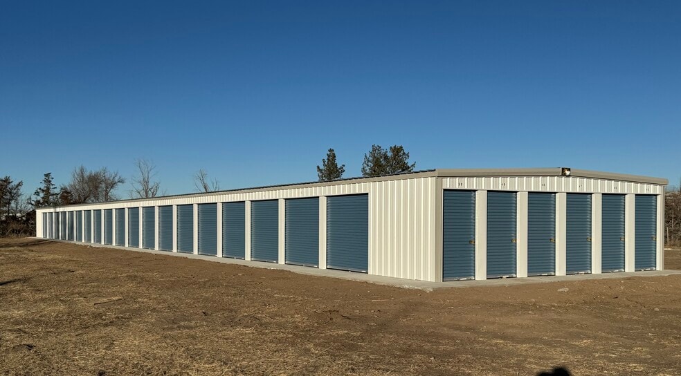 Primary Photo Of 213 Kearney St, Kimball Self Storage For Sale