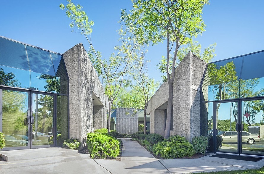 More Photos Of 22981 Mill Creek Dr, Laguna Hills Office For Lease