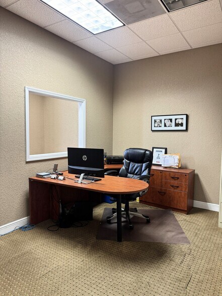 More Photos Of 13129 66th St, Largo Office For Lease