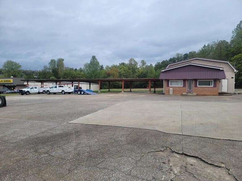 More Photos Of 7744 S Highway 27, Burnside Flex For Lease