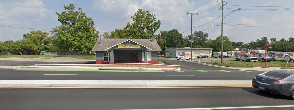 More Photos Of 9001 Baltimore Ave, College Park Auto Repair For Sale