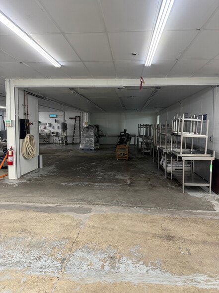More Photos Of 123 Manchester Pl, Newark Food Processing For Lease