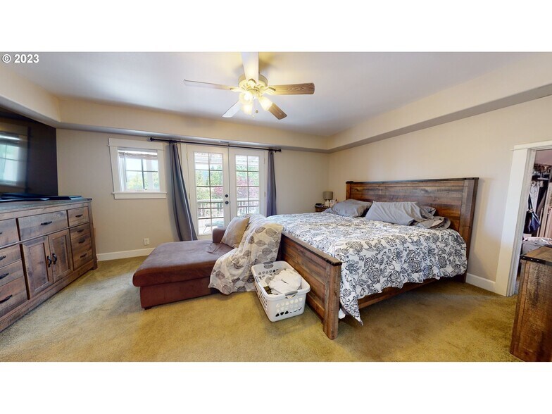 More Photos Of 250 68th St, Springfield Continuing Care Retirement Community For Sale