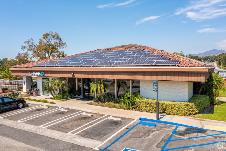 More Photos Of 27678-27766 Santa Margarita Pky, Mission Viejo Unknown For Lease