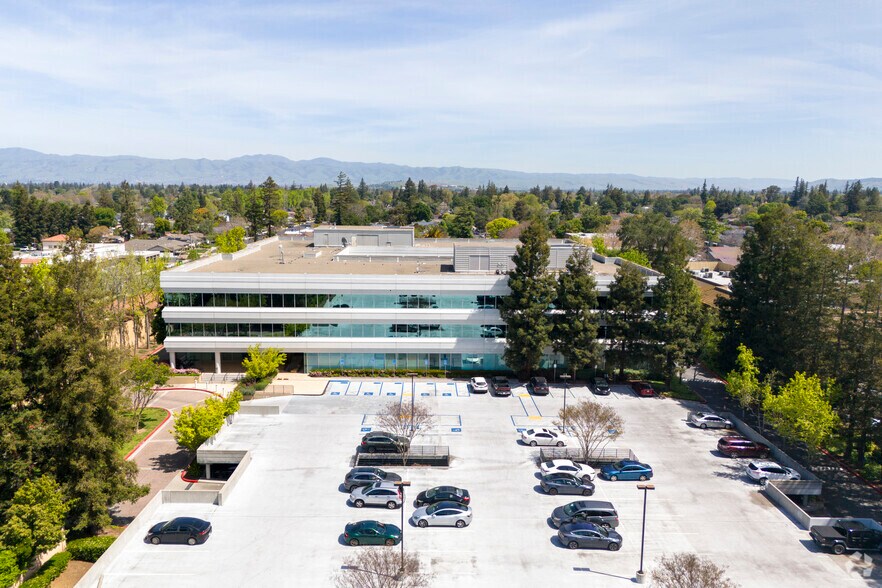 More Photos Of 2105 S Bascom Ave, Campbell Medical For Lease